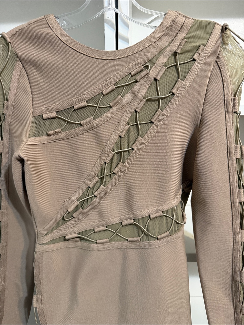 HERA Collection Taupe Bodycon Dress SM - Picture 3 of 10